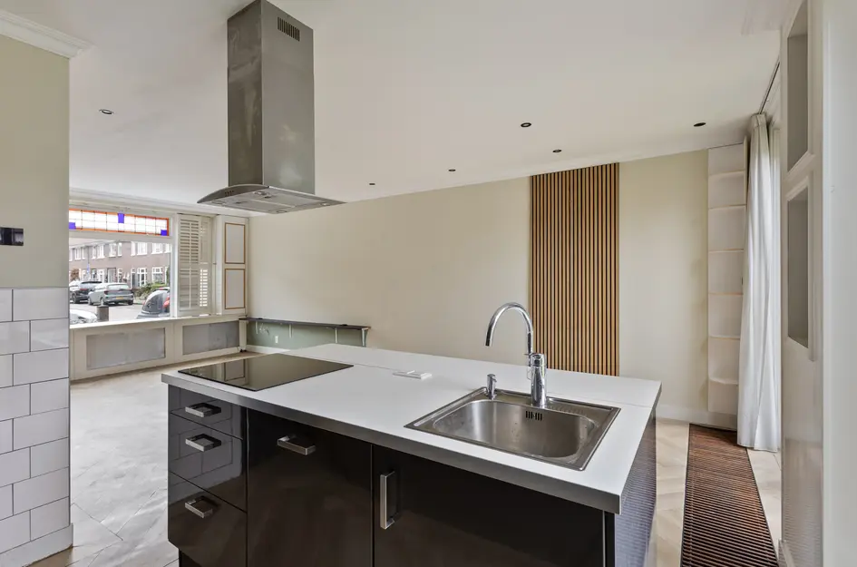 Deken Waarestraat 56