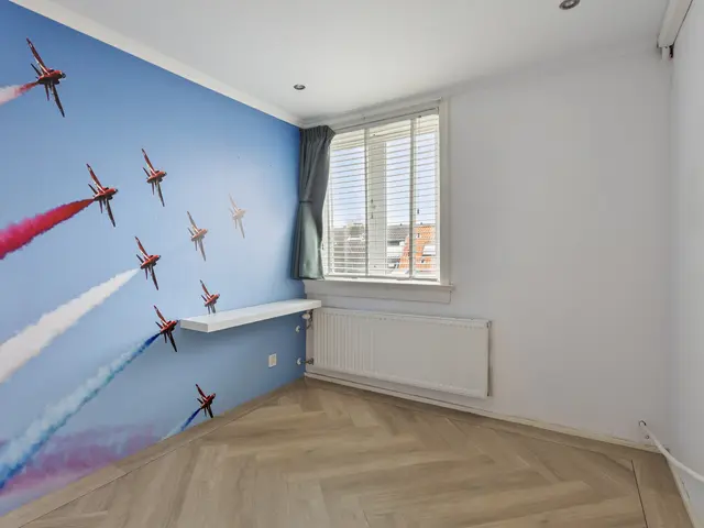 Deken Waarestraat 56, BEVERWIJK