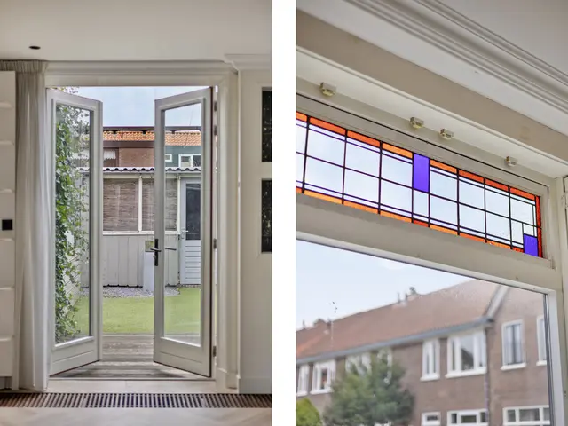 Deken Waarestraat 56, BEVERWIJK