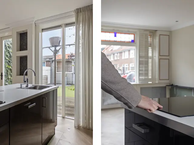 Deken Waarestraat 56, BEVERWIJK