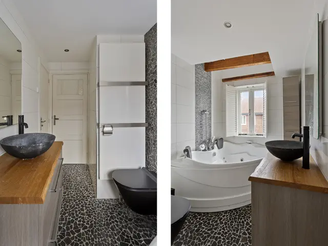 Deken Waarestraat 56, BEVERWIJK