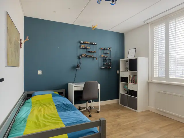 De Sluiswachter 21, UITGEEST