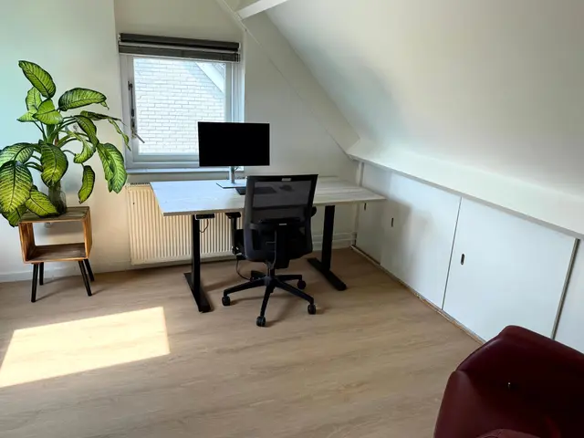 Oesdommerveen 12, HEILOO