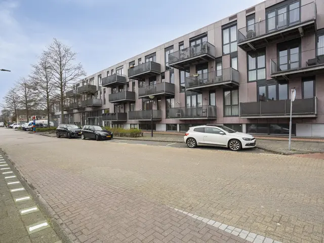 Laan der Nederlanden 66A, BEVERWIJK