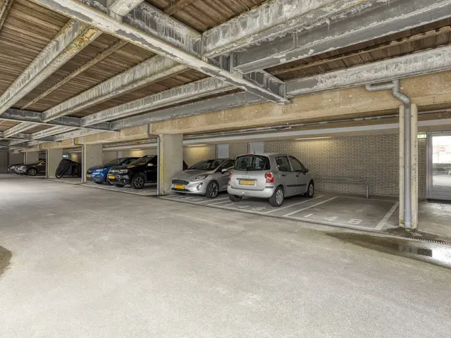 Laan der Nederlanden 66A, BEVERWIJK