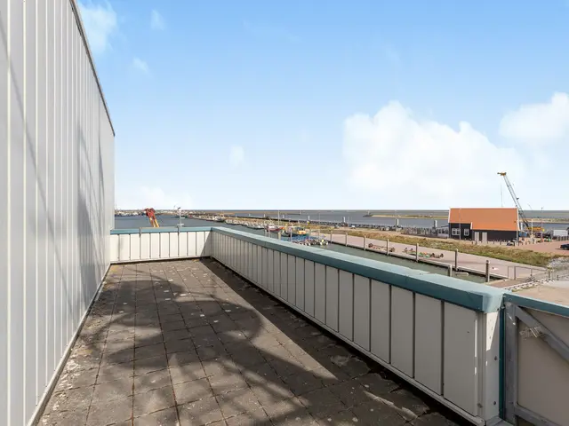 Haventerrein 1a, DEN OEVER