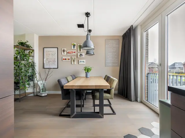 Weegbree 21, HEERHUGOWAARD