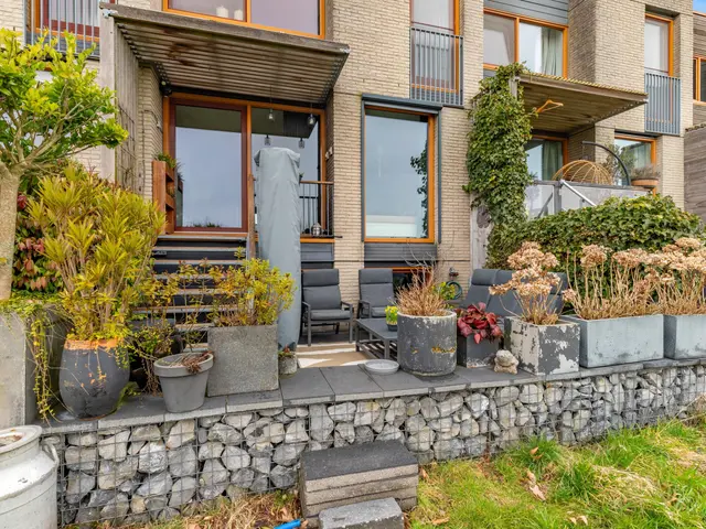 Weegbree 21, HEERHUGOWAARD