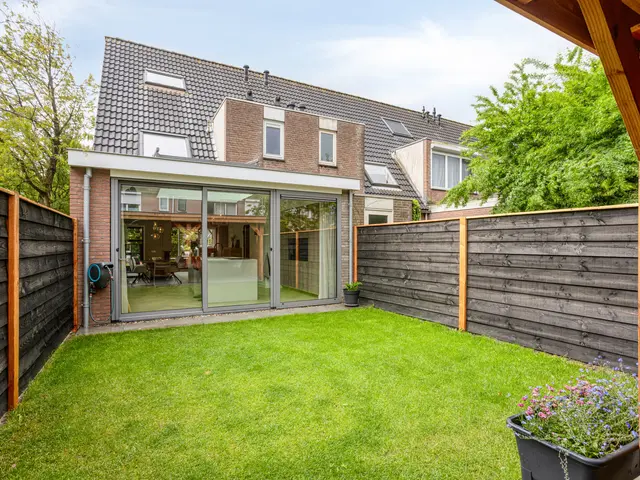Leverkruid 28, HEEMSKERK