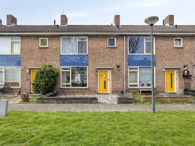 Lekstraat 11, BEVERWIJK