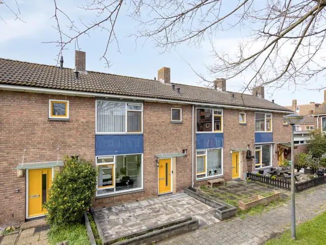 Lekstraat 11, BEVERWIJK