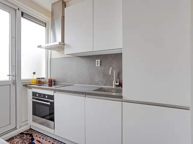 Lekstraat 11, BEVERWIJK