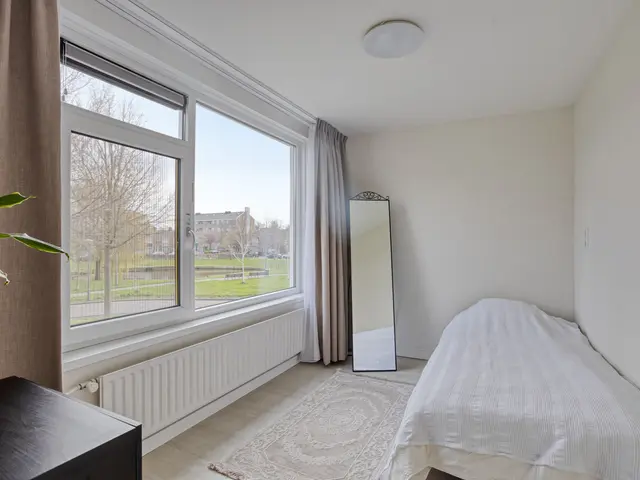 Lekstraat 11, BEVERWIJK