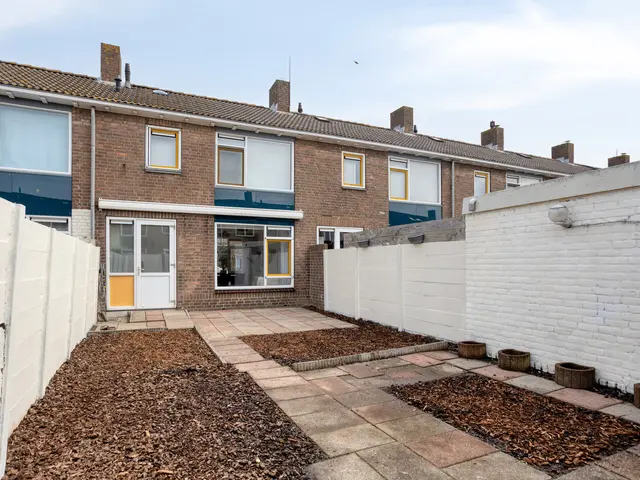 Lekstraat 11, BEVERWIJK