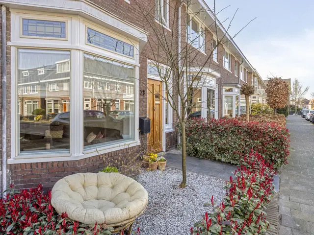 Strick van Linschotenstraat 28, BEVERWIJK