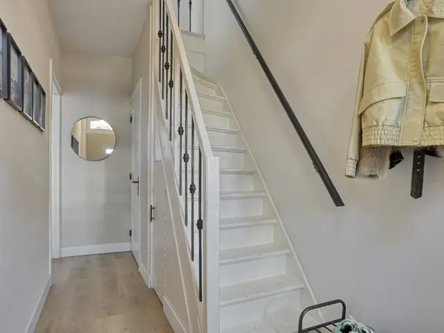 Strick van Linschotenstraat 28, BEVERWIJK