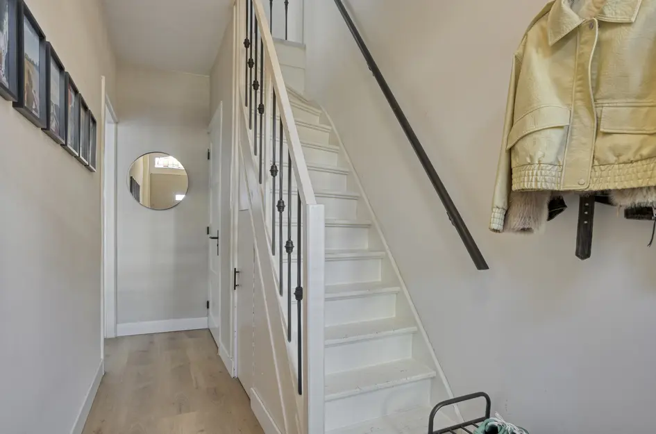 Strick van Linschotenstraat 28