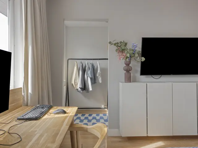 Strick van Linschotenstraat 28, BEVERWIJK