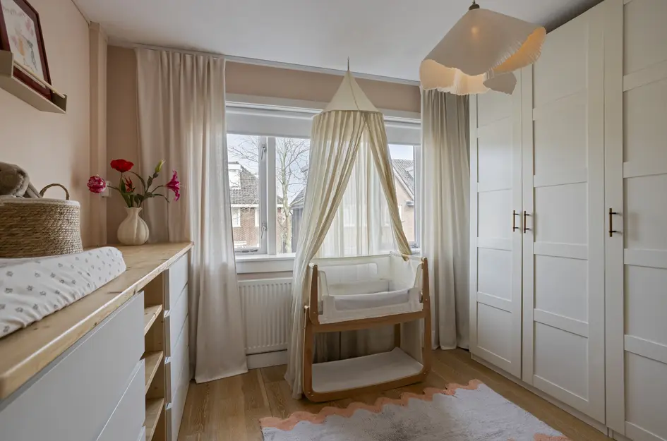 Strick van Linschotenstraat 28