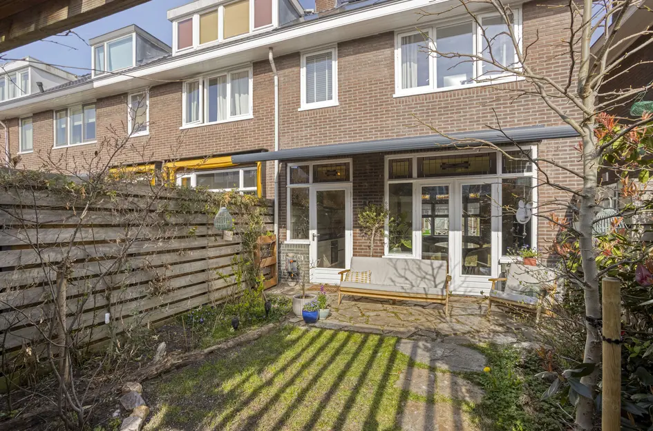 Strick van Linschotenstraat 28