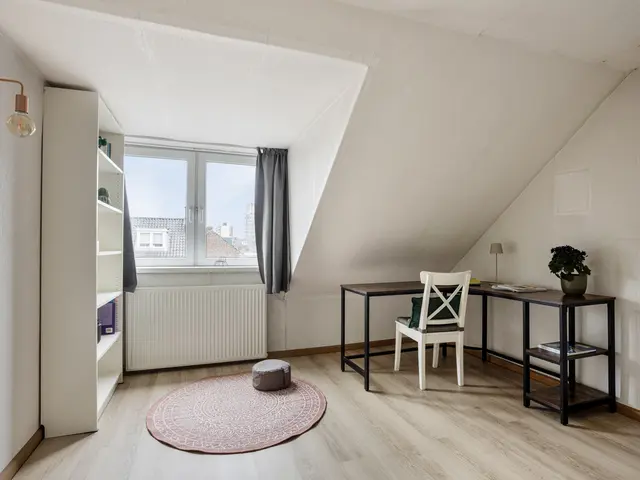 Jan van Polanenstraat 37, HEEMSKERK