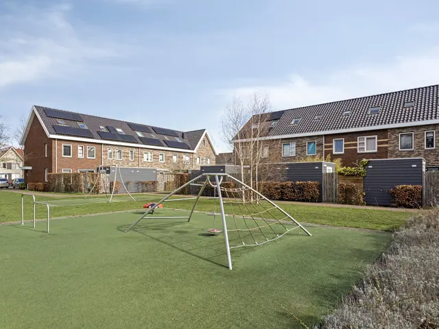 Jan van Polanenstraat 37, HEEMSKERK