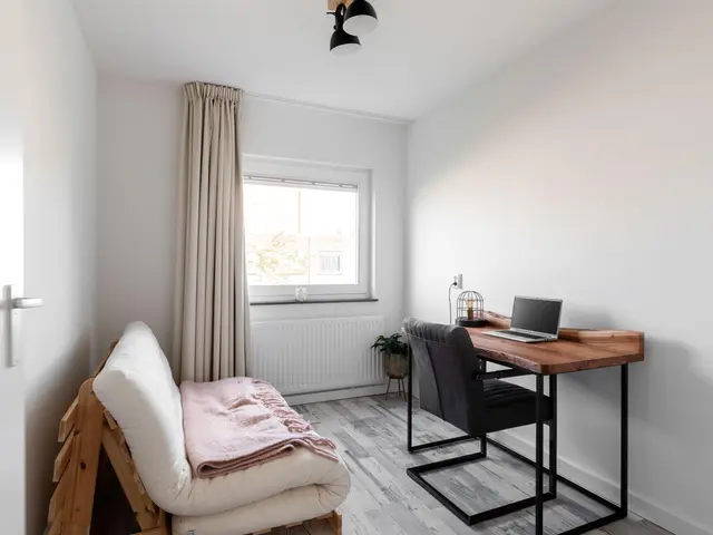 Roosje Vostuin 17, HEERHUGOWAARD