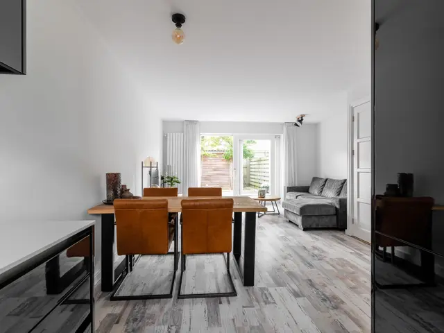 Roosje Vostuin 17, HEERHUGOWAARD