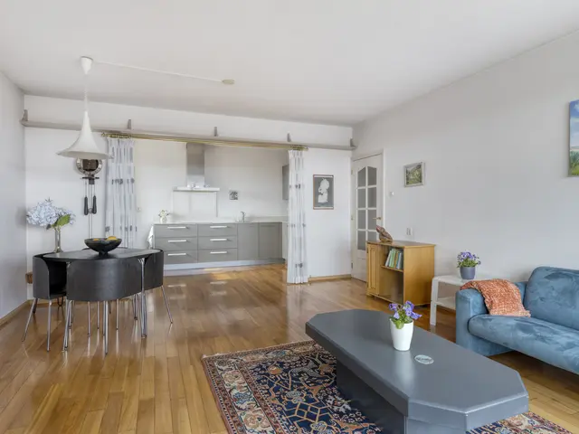 De Loet 72, CASTRICUM