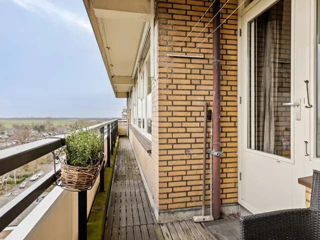 De Loet 72, CASTRICUM