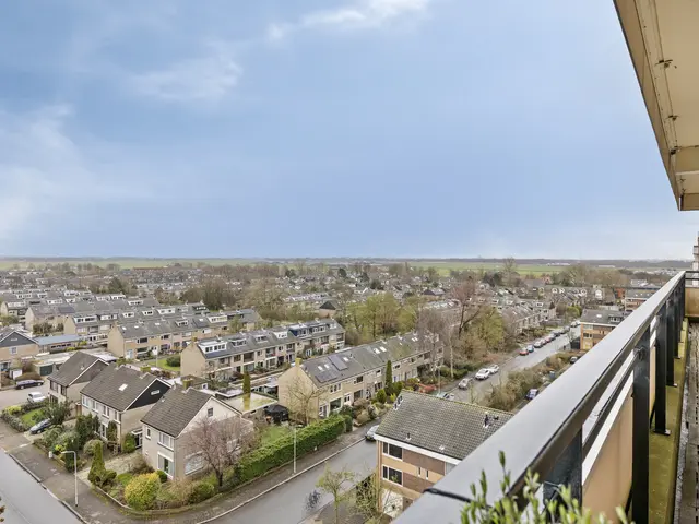 De Loet 72, CASTRICUM