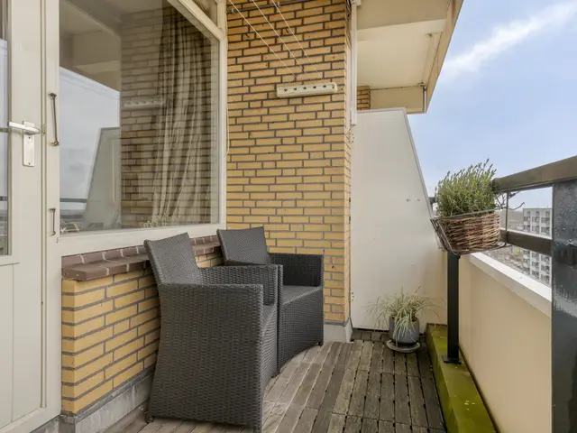 De Loet 72, CASTRICUM