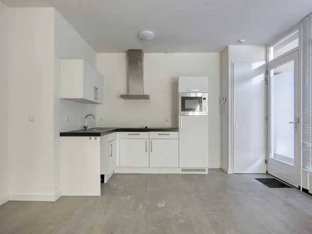 Alkmaarseweg 222F, BEVERWIJK