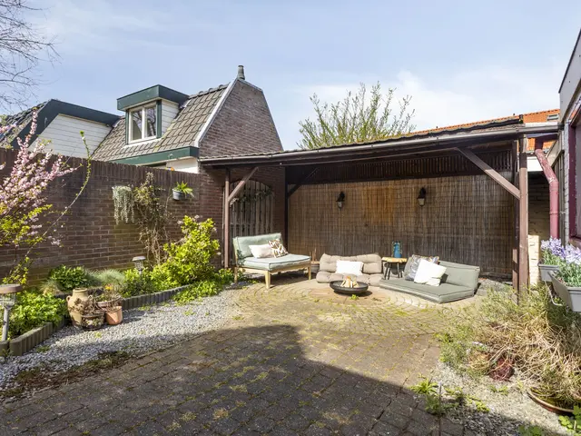 Arendsweg 159, BEVERWIJK