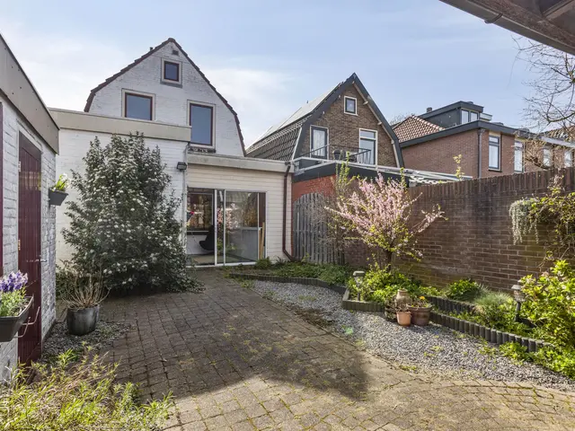 Arendsweg 159, BEVERWIJK
