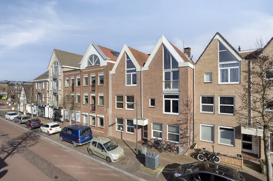 Dorpsstraat 27