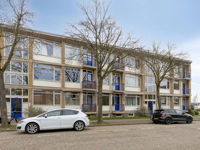 Admiraal de Ruyterlaan 97, CASTRICUM