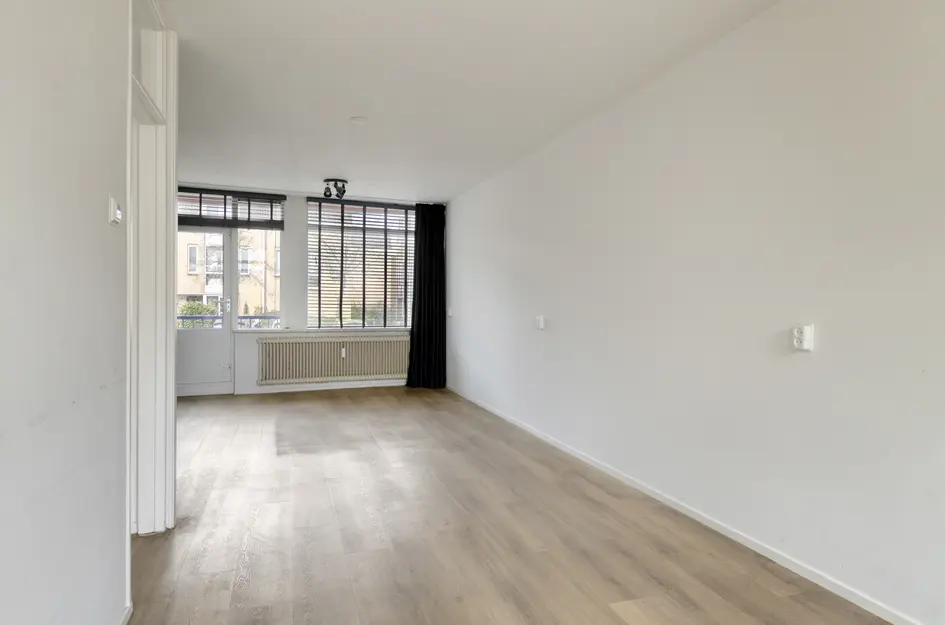 Admiraal de Ruyterlaan 97