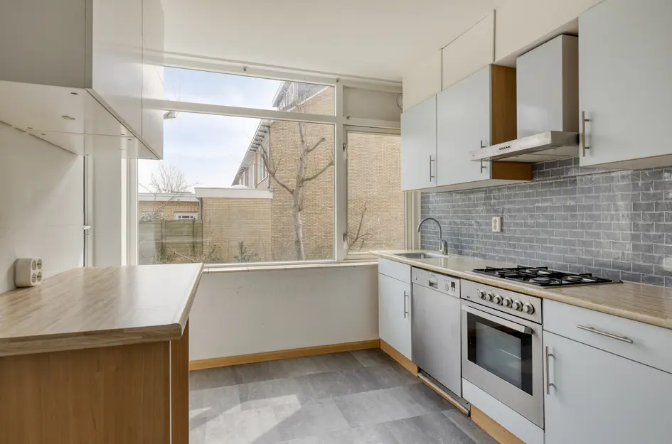 Admiraal de Ruyterlaan 97