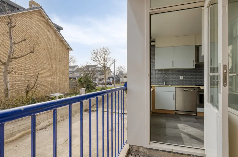 Admiraal de Ruyterlaan 97