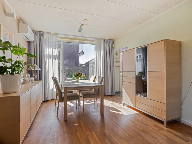 Beethovenstraat 77, HEEMSKERK