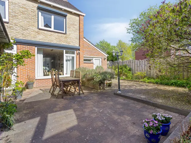 Beethovenstraat 77, HEEMSKERK