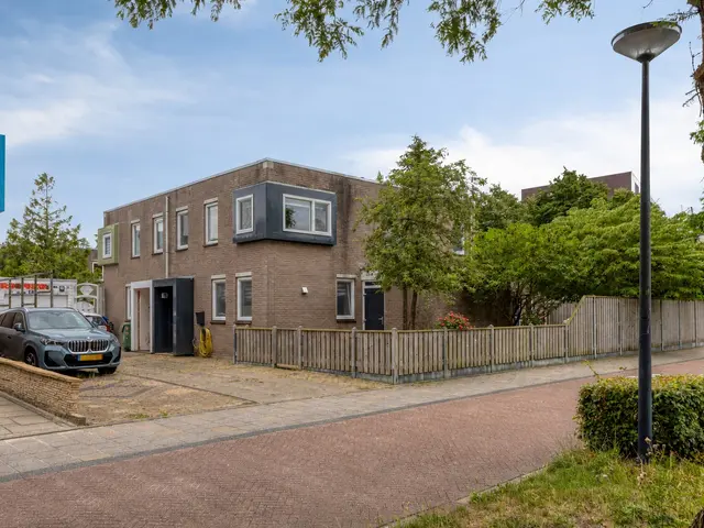 Jantina Cristina Langerhorsttuin 19, HEERHUGOWAARD