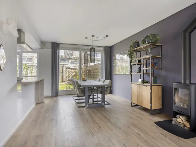 Blankertlaan 11, UITGEEST