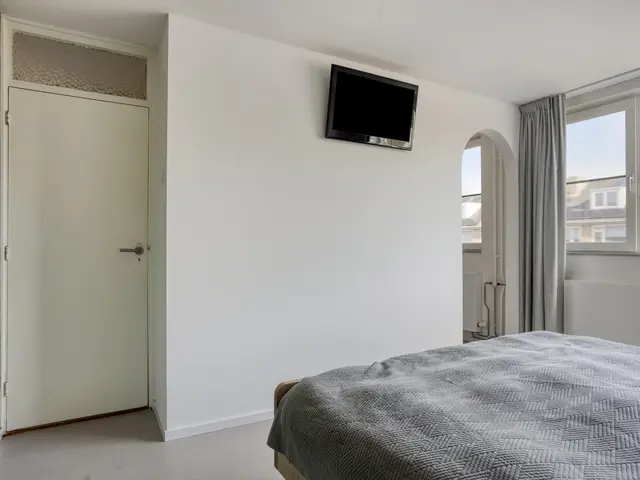 Blankertlaan 11, UITGEEST