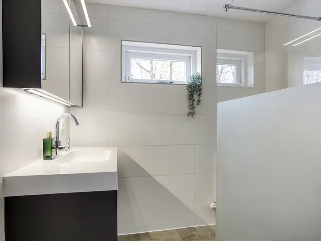 Blankertlaan 11, UITGEEST