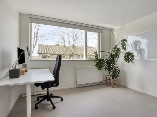 Blankertlaan 11, UITGEEST