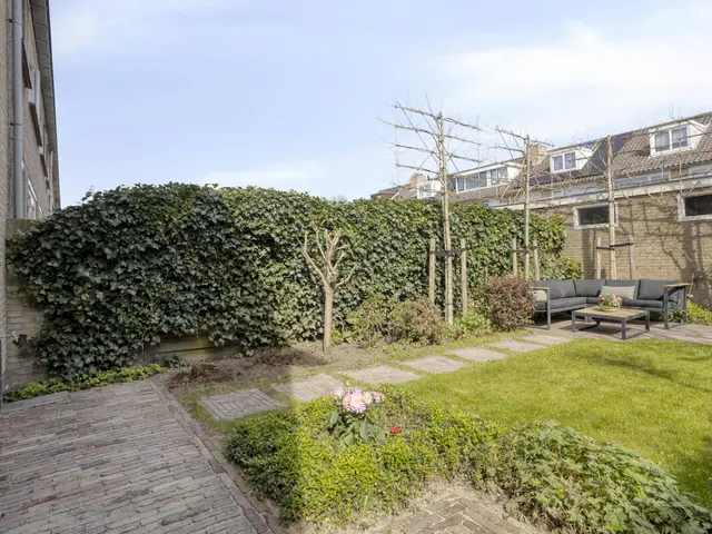 Blankertlaan 11, UITGEEST