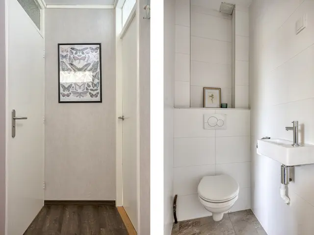 Blankertlaan 11, UITGEEST