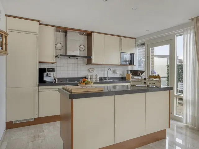 Raadhuisstraat 45, HEEMSKERK